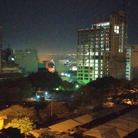 Moderno Y Amplio Apartamento Con Vista Fantastica En Pleno Centro Ciudad del Este Zewnętrze zdjęcie